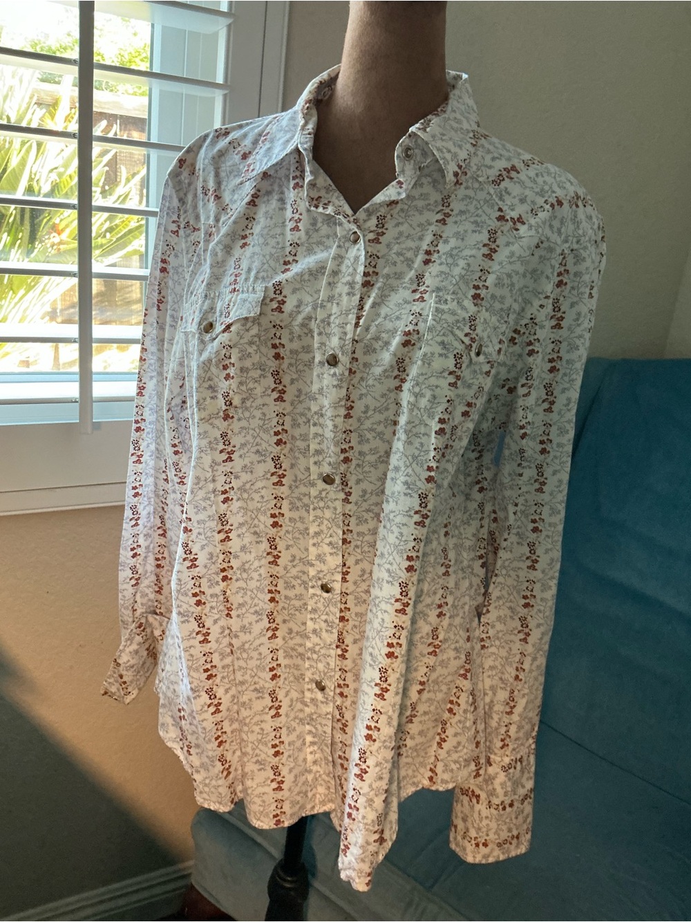 Roper White Snap-Down Shirt with Rust and Blue Floral Print